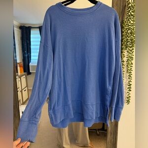 aerie oversized crew neck - size S